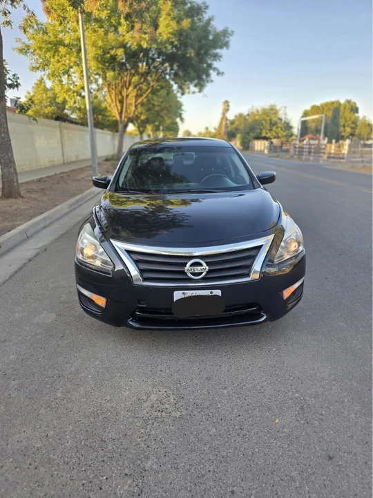 2015 Nissan Altima 5th Gen - Image 5 of 11