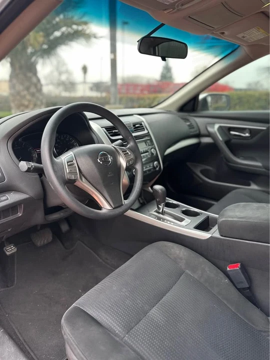 2015 Nissan Altima 5th Gen - Image 4 of 12