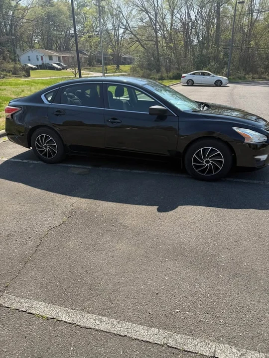 2015 Nissan Altima 5th Gen - Image 5 of 10