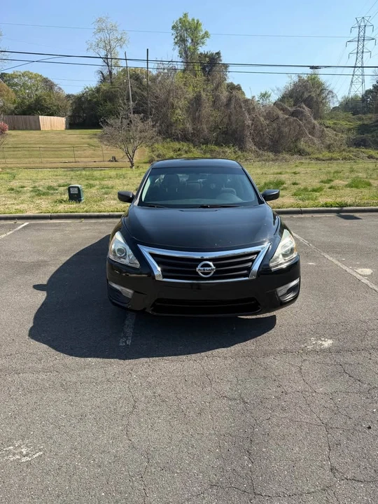 2015 Nissan Altima 5th Gen - Image 2 of 10