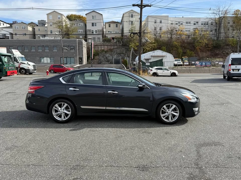2015 Nissan Altima 5th Gen - Image 7 of 17