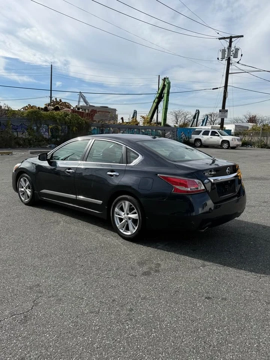 2015 Nissan Altima 5th Gen - Image 4 of 17