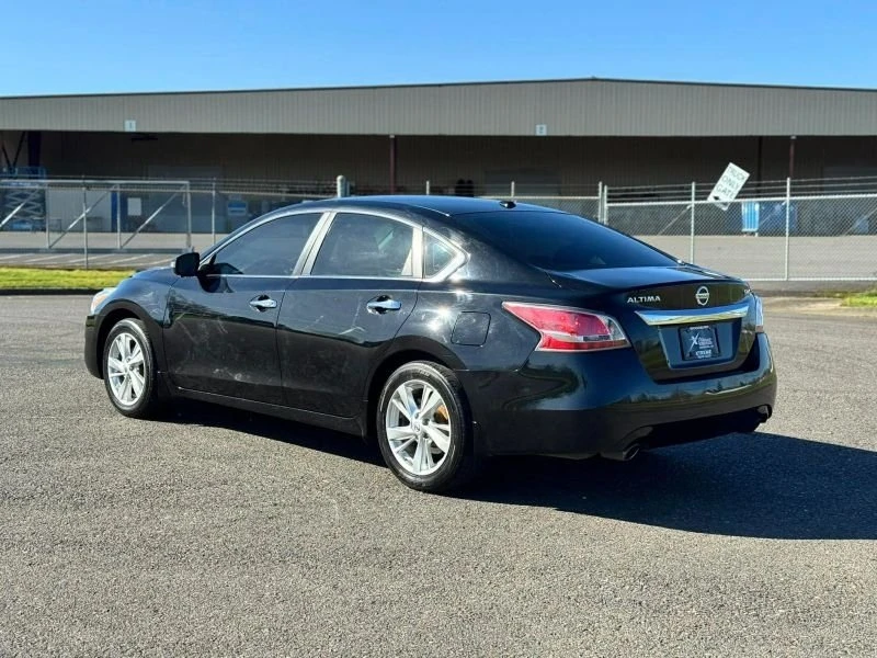 2015 Nissan Altima 5th Gen - Image 5 of 20