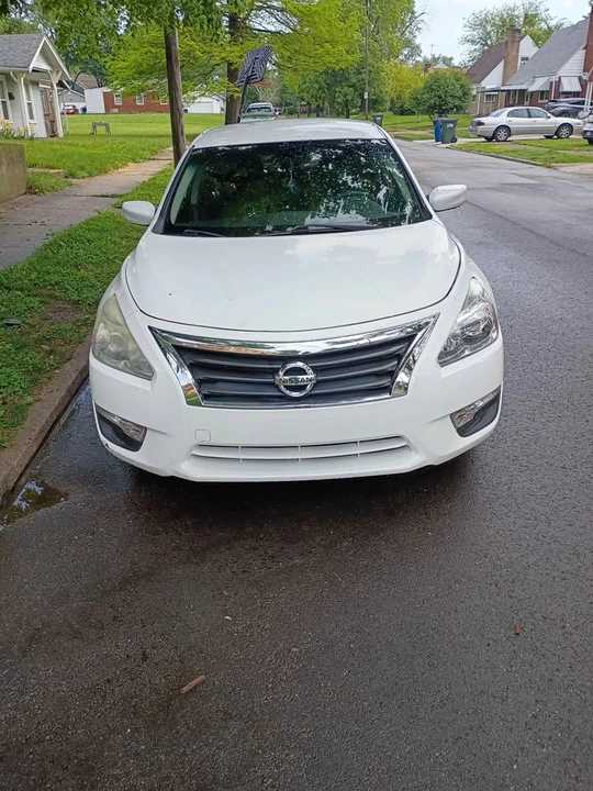 2015 Nissan Altima 5th Gen - Image 4 of 5