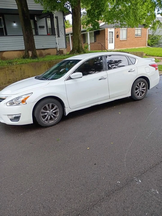 2015 Nissan Altima 5th Gen - Image 3 of 5