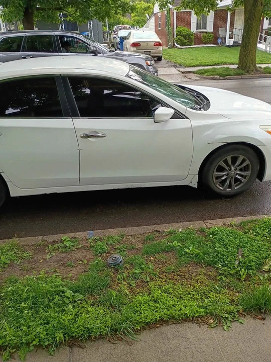 2015 Nissan Altima 5th Gen - Image 2 of 5