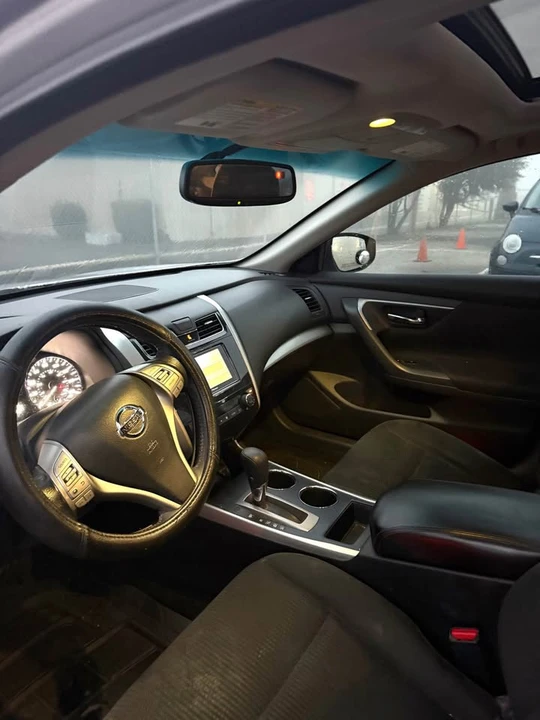 2015 Nissan Altima 5th Gen - Image 10 of 18