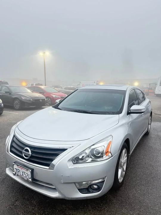 2015 Nissan Altima 5th Gen - Image 3 of 18