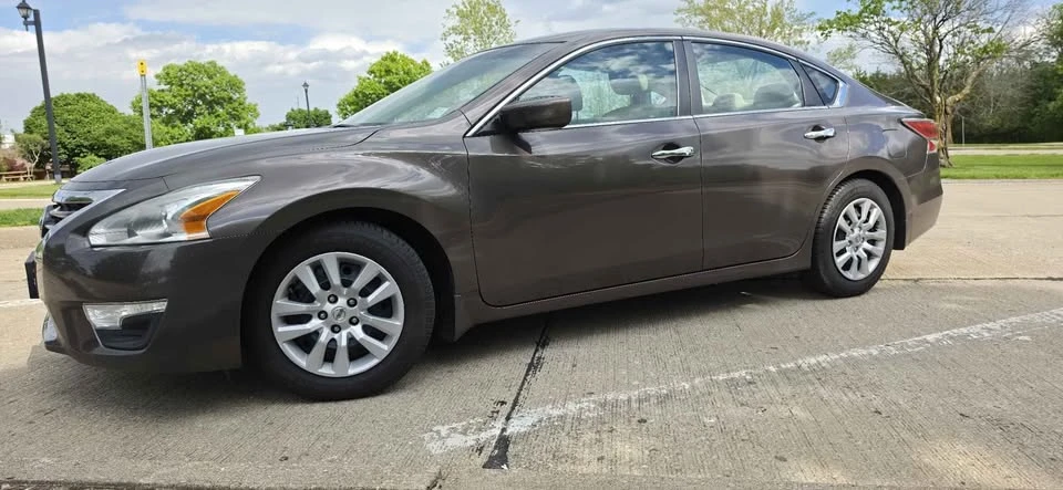 2015 Nissan Altima 5th Gen - Image 4 of 7