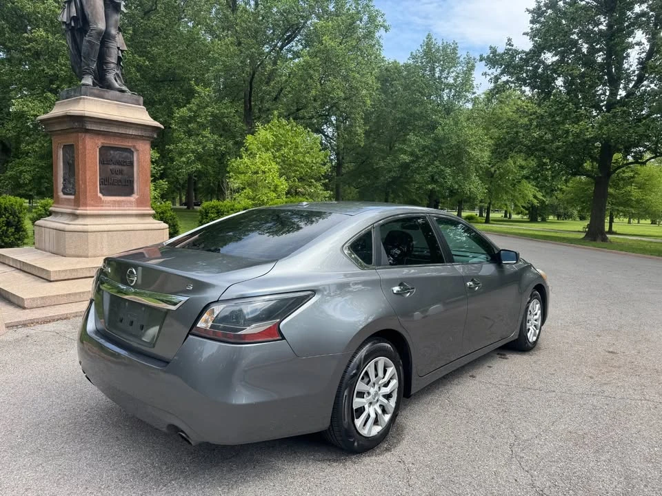 2015 Nissan Altima 5th Gen - Image 5 of 14
