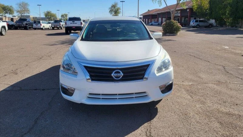 2015 Nissan Altima 5th Gen - Image 2 of 12