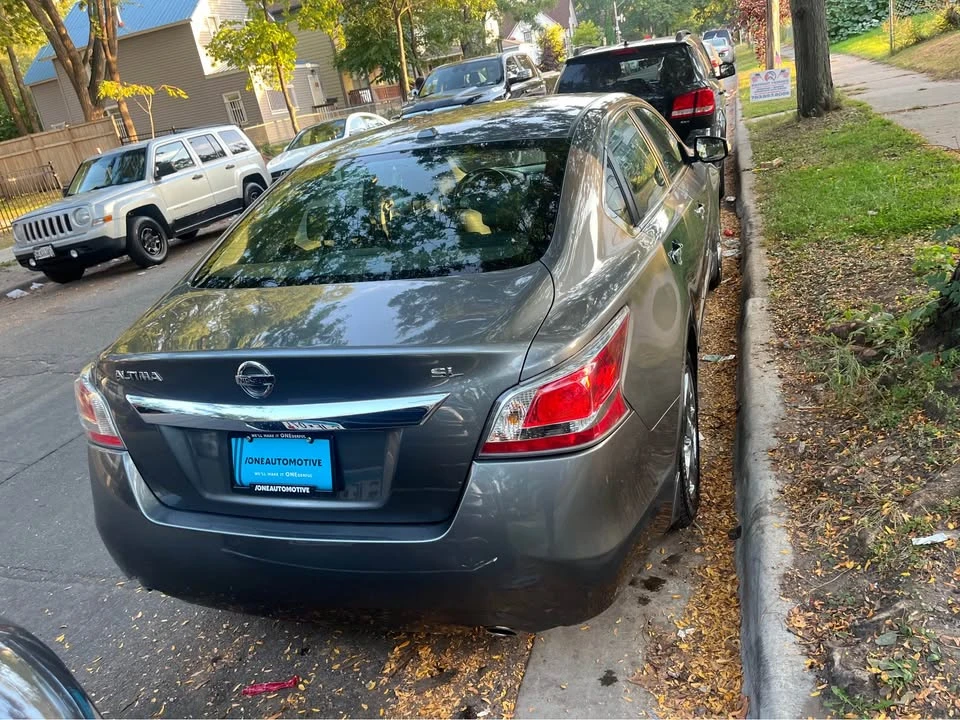2015 Nissan Altima 5th Gen - Image 14 of 17
