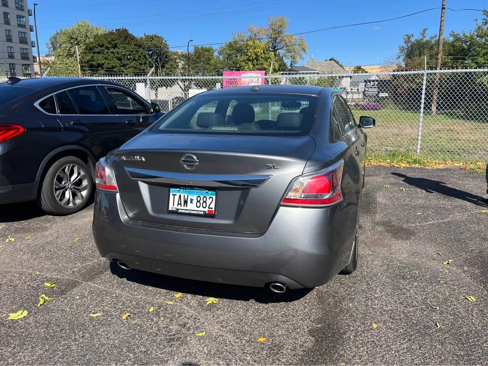 2015 Nissan Altima 5th Gen - Image 5 of 17
