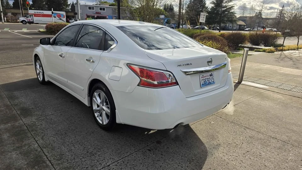 2015 Nissan Altima 5th Gen - Image 7 of 15
