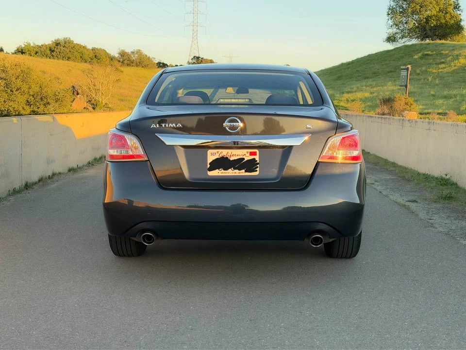 2015 Nissan Altima 5th Gen - Image 5 of 10