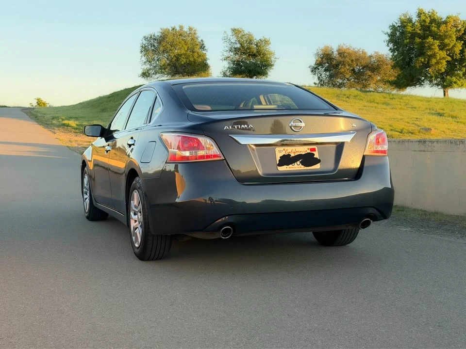 2015 Nissan Altima 5th Gen - Image 4 of 10