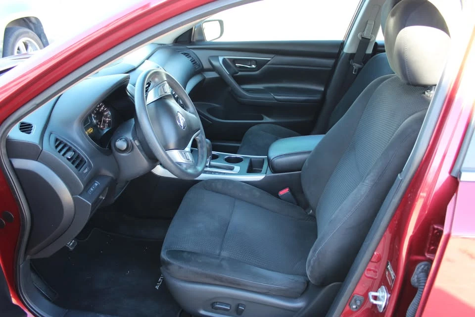 2015 Nissan Altima 5th Gen - Image 10 of 18
