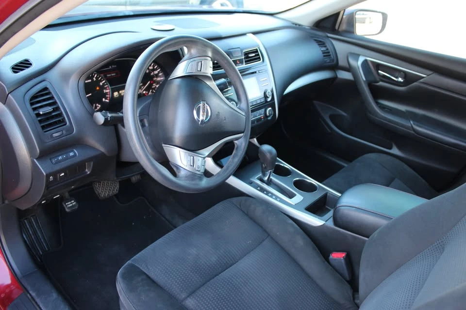 2015 Nissan Altima 5th Gen - Image 11 of 18