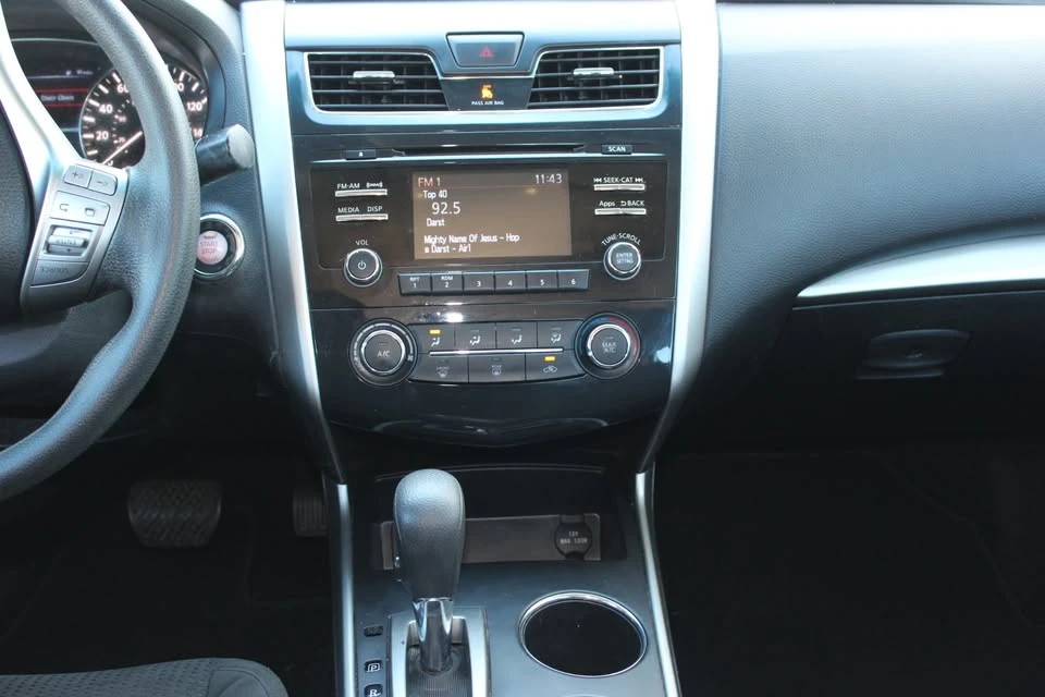 2015 Nissan Altima 5th Gen - Image 15 of 18