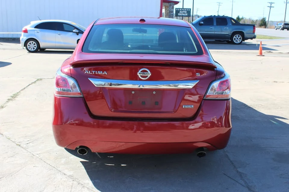 2015 Nissan Altima 5th Gen - Image 7 of 18