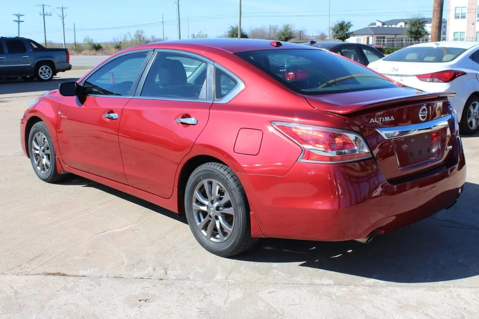 2015 Nissan Altima 5th Gen - Image 8 of 18