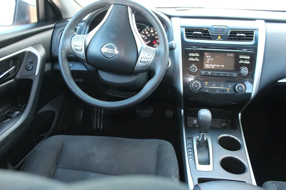 2015 Nissan Altima 5th Gen - Image 13 of 18