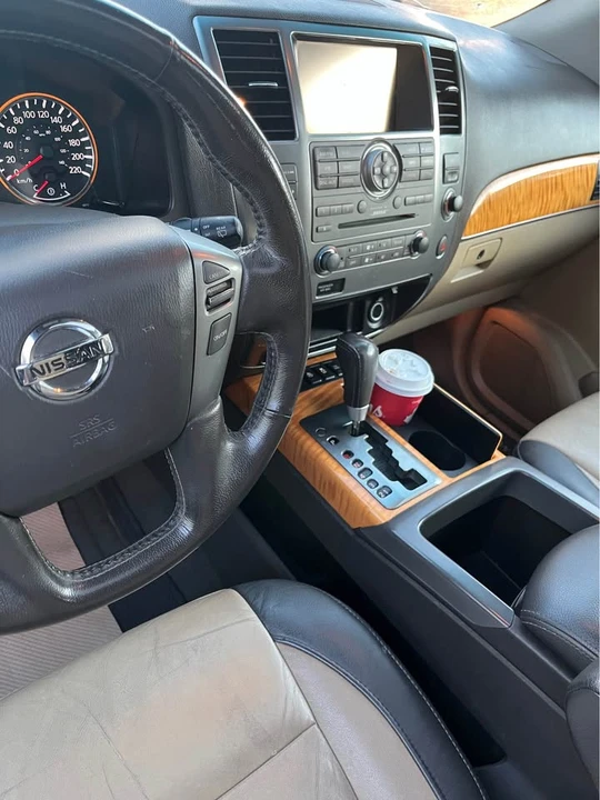 2015 Nissan Armada - Image 13 of 13
