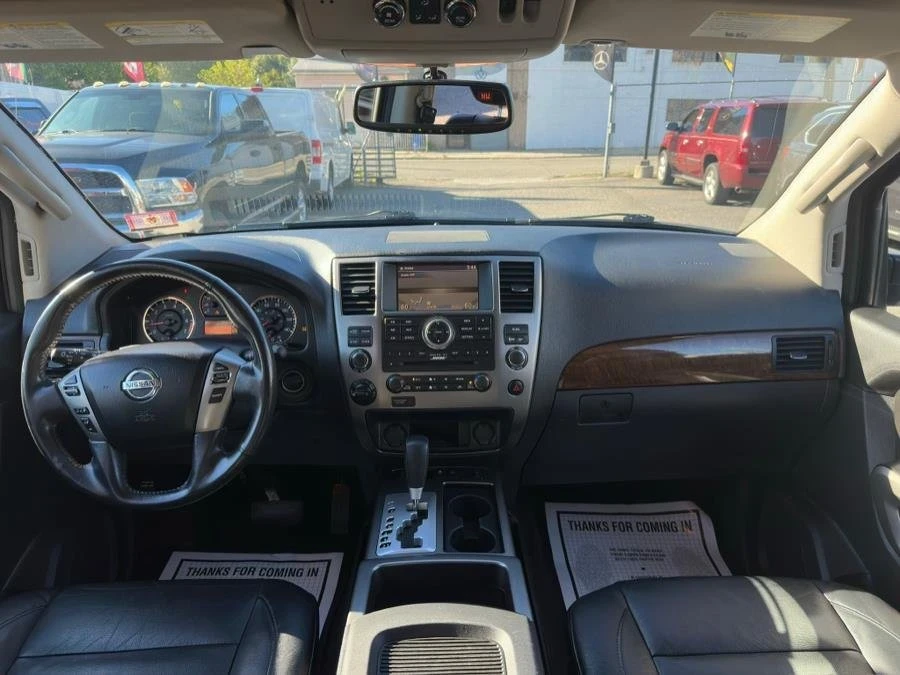 2015 Nissan Armada - Image 12 of 19