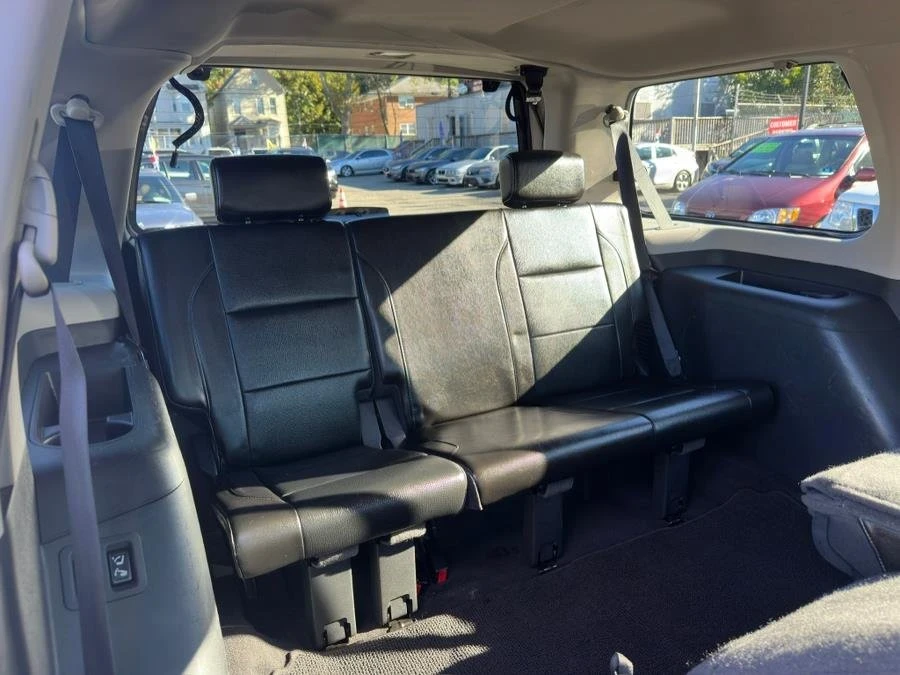 2015 Nissan Armada - Image 11 of 19