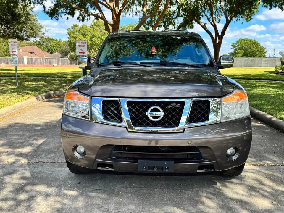 2015 Nissan Armada - Image 2 of 15