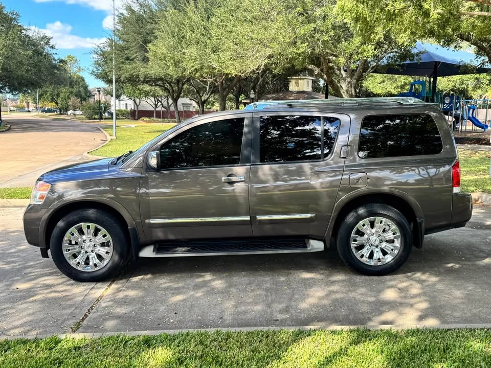 2015 Nissan Armada - Image 8 of 15