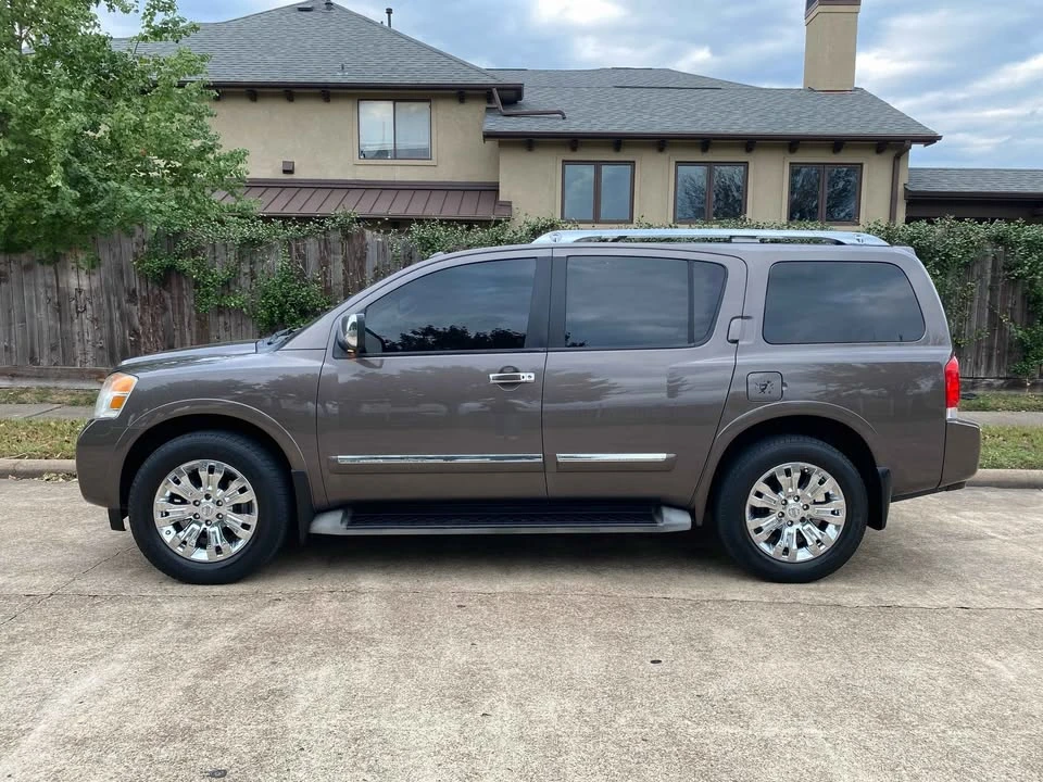 2015 Nissan Armada - Image 9 of 12