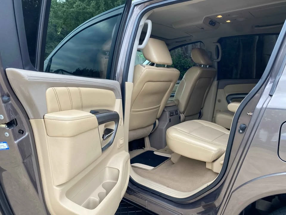 2015 Nissan Armada - Image 3 of 12