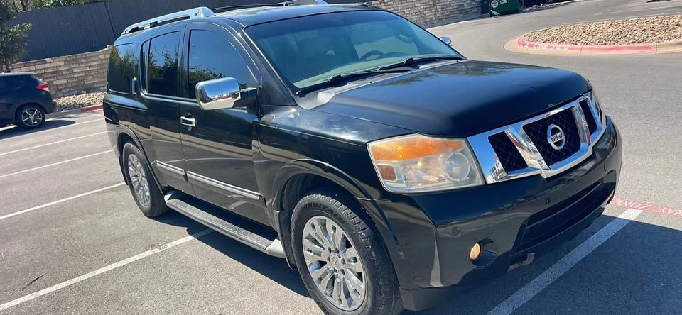 2015 Nissan Armada - Image 2 of 18