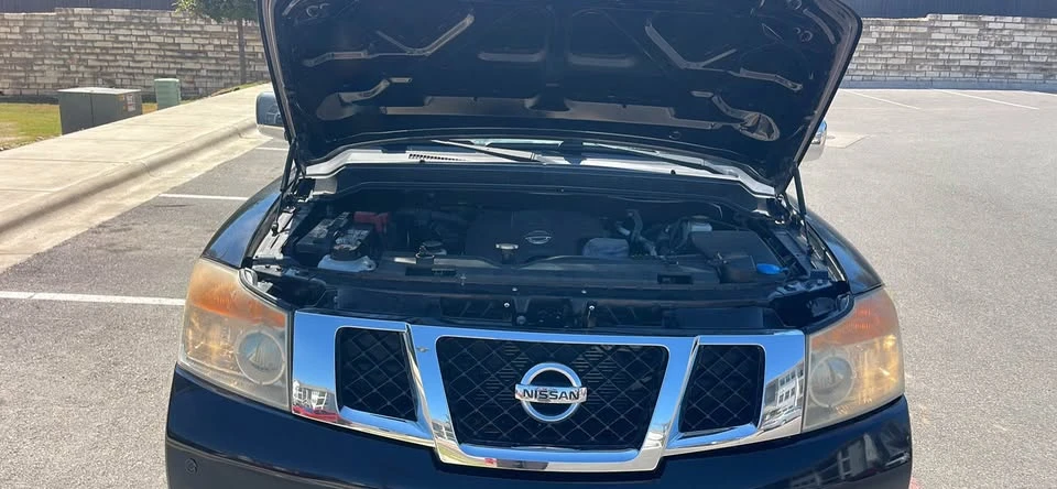 2015 Nissan Armada - Image 12 of 18