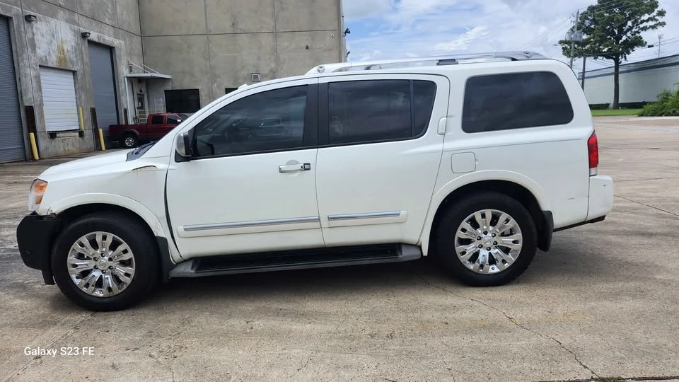 2015 Nissan Armada - Image 5 of 8