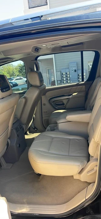 2015 Nissan Armada - Image 7 of 18