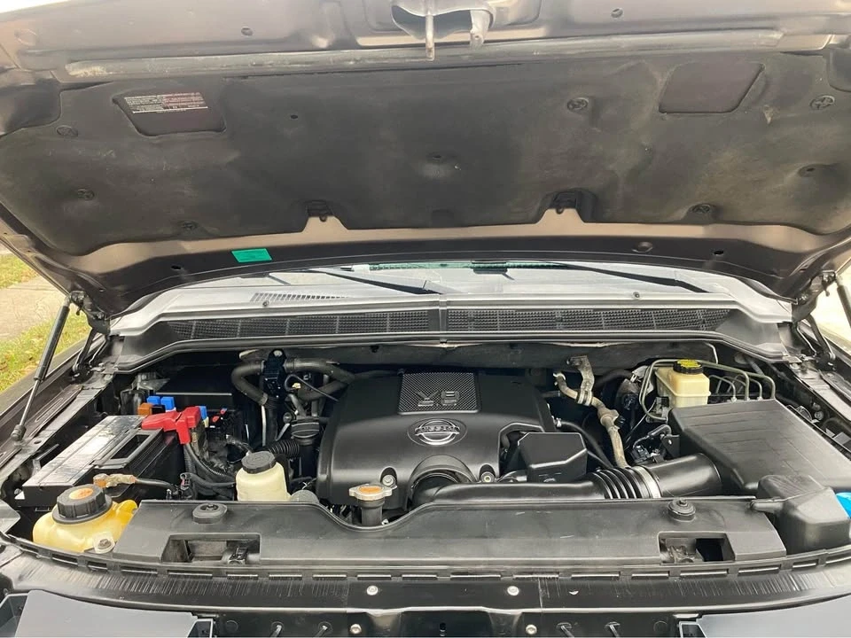2015 Nissan Armada - Image 11 of 20
