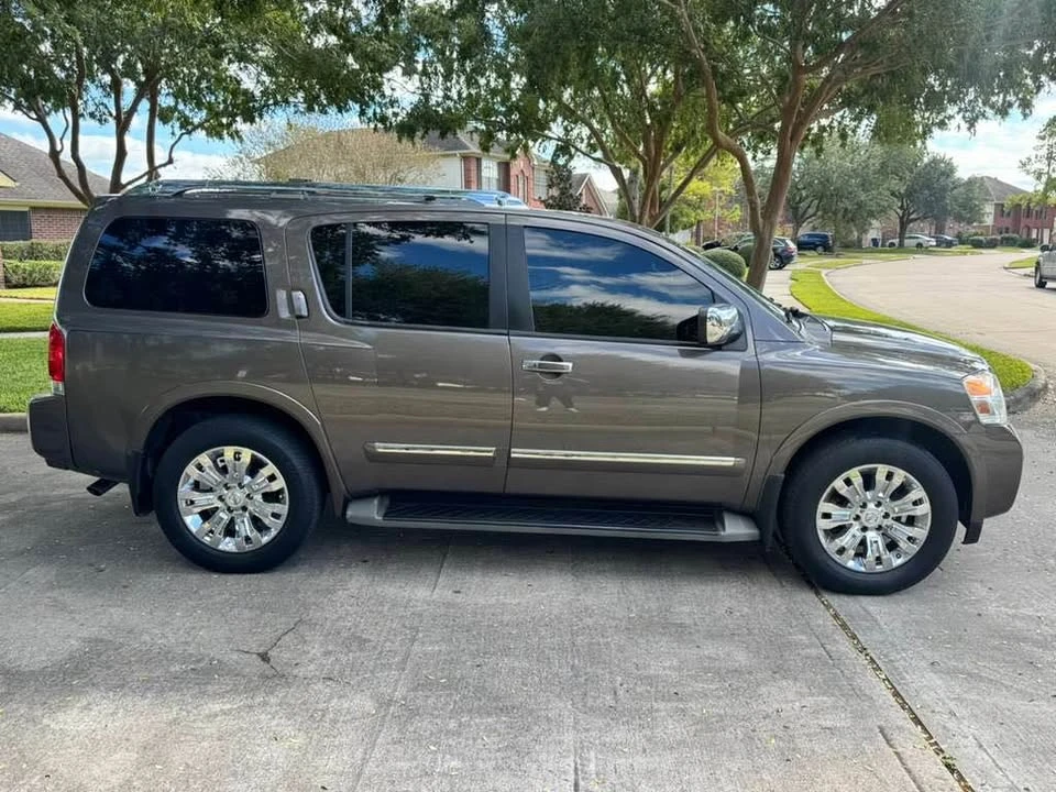 2015 Nissan Armada - Image 6 of 14
