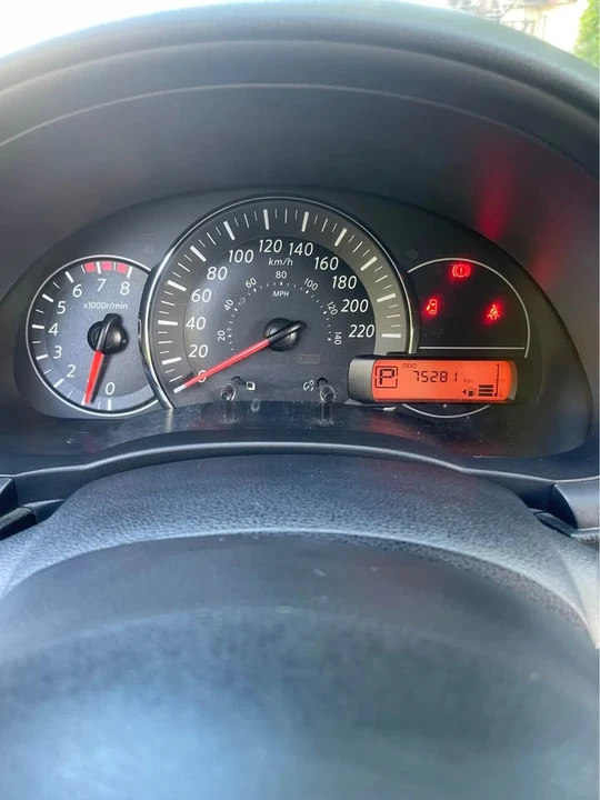 2015 Nissan Altima 5th Gen - Image 5 of 9