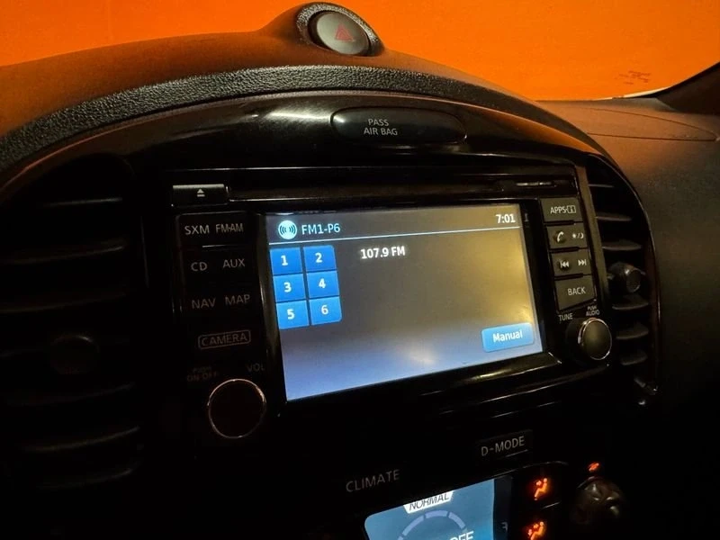 2015 Nissan Juke - Image 13 of 19