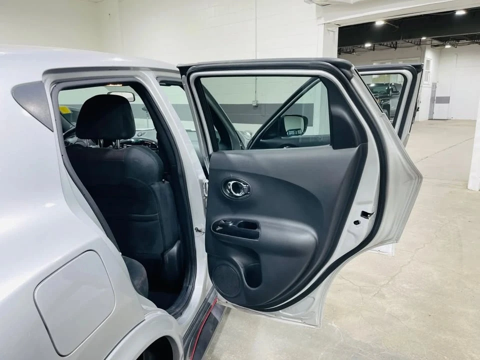2015 Nissan Juke - Image 16 of 20