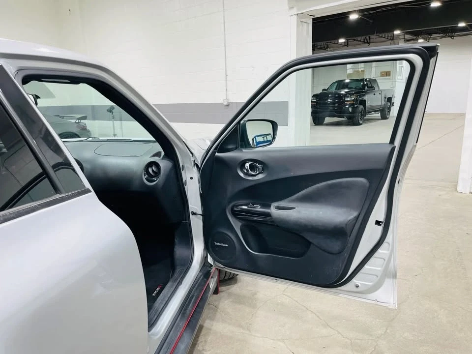2015 Nissan Juke - Image 15 of 20
