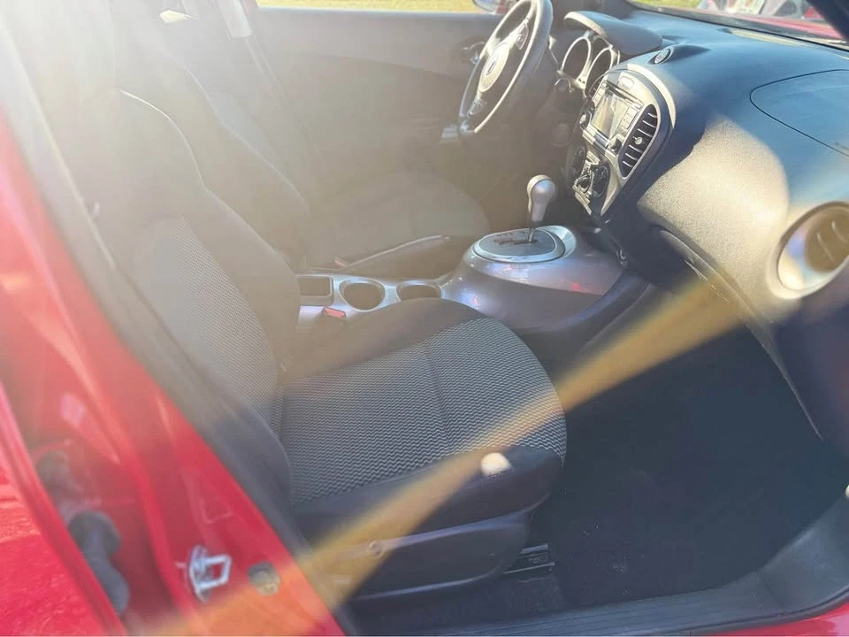 2015 Nissan Juke - Image 8 of 12