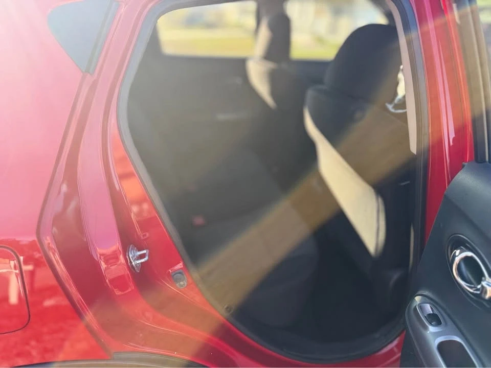 2015 Nissan Juke - Image 11 of 12