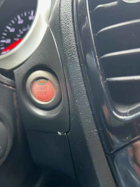 2015 Nissan Juke - Image 11 of 19