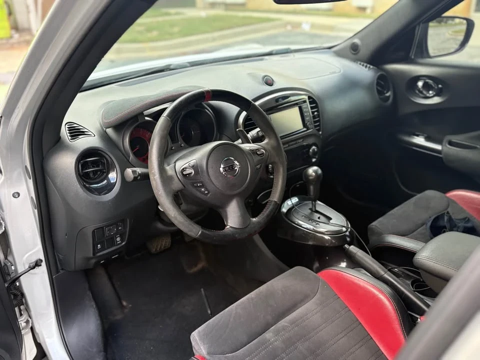 2015 Nissan Juke - Image 8 of 18