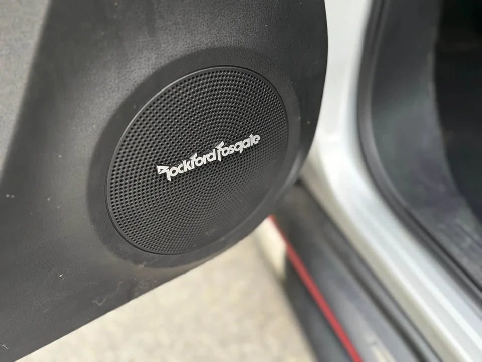 2015 Nissan Juke - Image 13 of 18