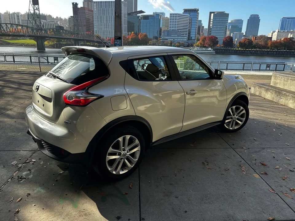 2015 Nissan Juke - Image 7 of 16