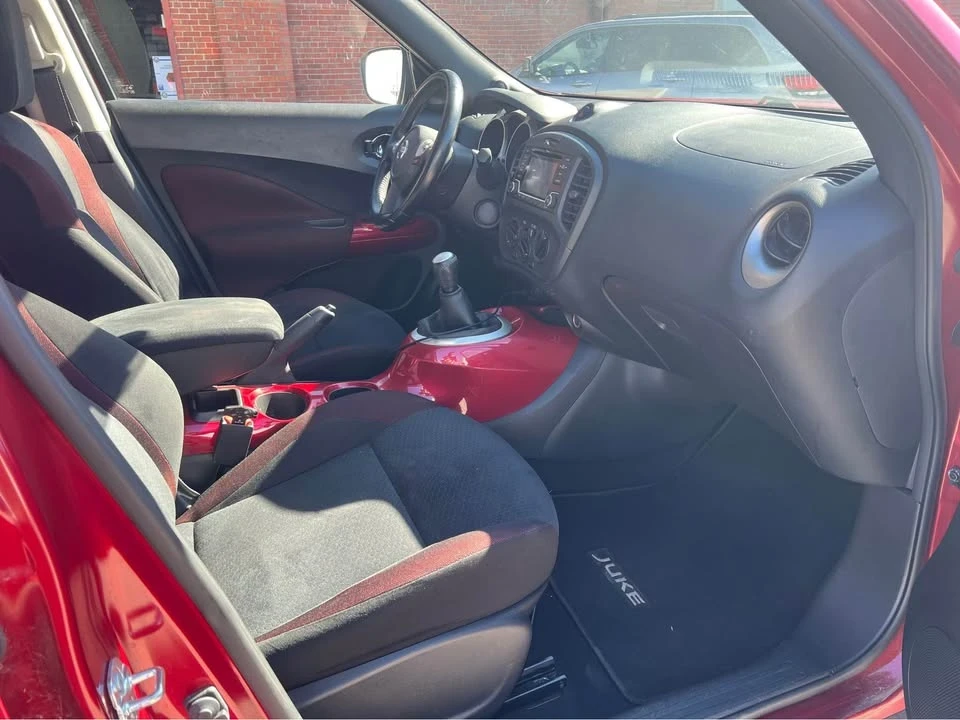 2015 Nissan Juke - Image 11 of 18